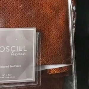 Croscill King Bed Skirt NWT